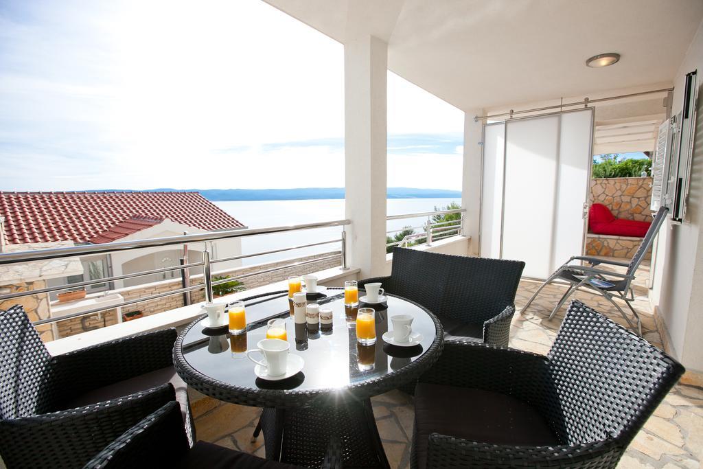 Apartments Mediterranea With Heated Pool ピサック エクステリア 写真